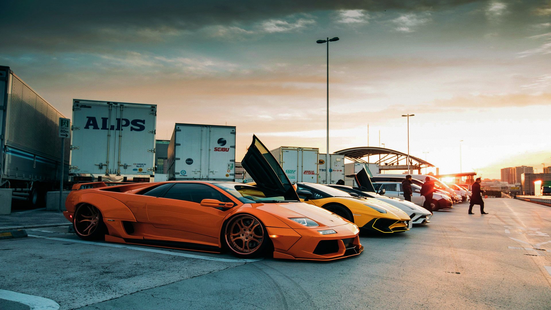 开云体育APP下载-意甲俱乐部海外球迷经济贡献调查,意甲外籍球员